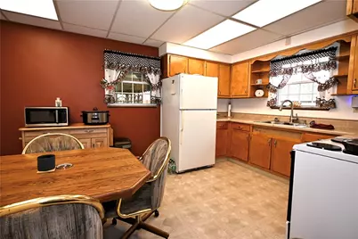 210 4th Ave, Monongahela, PA 15063 - Photo 8