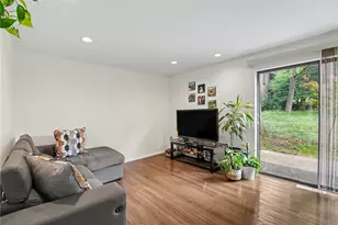 162 Linden Ct, Ross Twp, PA 15237 - Photo 6