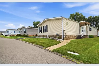 464 Canterbury Cir, Carnegie, PA 15106 - Photo 1