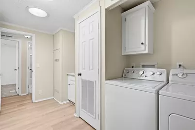464 Canterbury Cir, Carnegie, PA 15106 - Photo 34