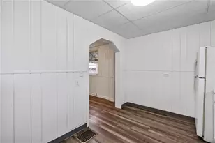 627 Woodward Ave, Stowe Township, PA 15136 - Photo 12