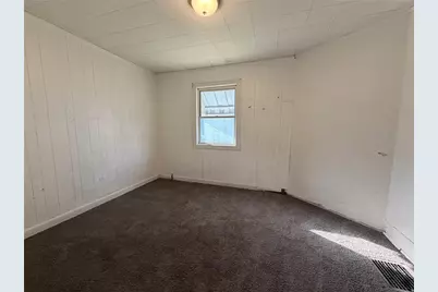 627 Woodward Ave, Stowe Township, PA 15136 - Photo 12