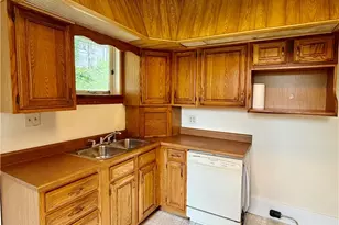 450 E Pearl St, Butler, PA 16001 - Photo 16