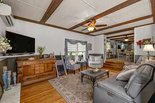 295 Straube Ave, Baden, PA 15005 - Photo 14
