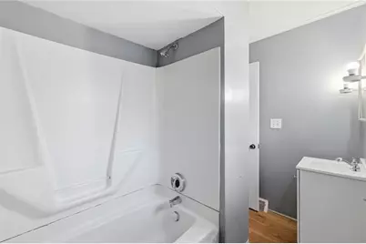 2322 Patterson Avenue, Pittsburgh, PA 15218 - Photo 12