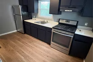 2322 Patterson Ave, Pittsburgh, PA 15218 - Photo 10