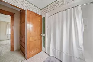 421 Ford St, West Mifflin, PA 15122 - Photo 30