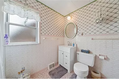 421 Ford St, West Mifflin, PA 15122 - Photo 28