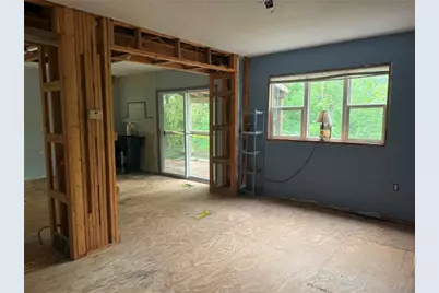 105 Stoughton Bch, Slippery Rock, PA 16057 - Photo 8