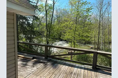 105 Stoughton Bch, Slippery Rock, PA 16057 - Photo 6