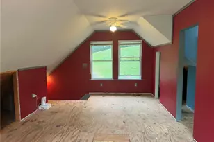105 Stoughton Bch, Slippery Rock, PA 16057 - Photo 12
