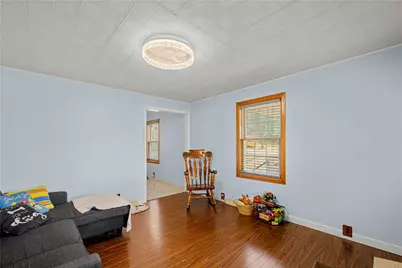 92 Beech St, Cecil, PA 15350 - Photo 12