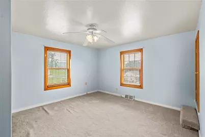 92 Beech St, Cecil, PA 15350 - Photo 16