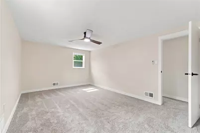 107 Colonial Way, Aliquippa, PA 15001 - Photo 26