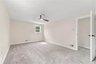 107 Colonial Way, Center Township, PA 15001 - Photo 26