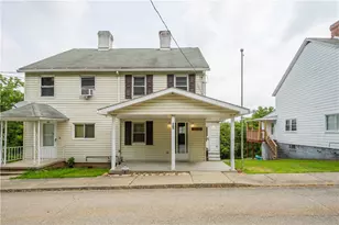 15 Maple St, Ellsworth Boro, PA 15331 - Photo 2