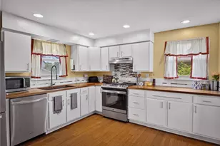 1745 Moffat St, Banksville/Westwood, PA 15106 - Photo 8