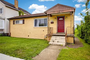 1745 Moffat St, Banksville/Westwood, PA 15106 - Photo 2
