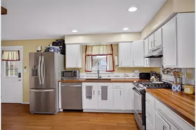 1745 Moffat St, Pittsburgh, PA 15106 - Photo 12