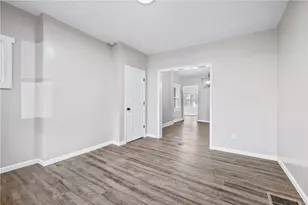 2207 Imperial St, Pittsburgh, PA 15217 - Photo 6