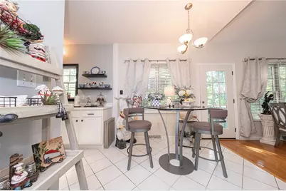 110 Lucca Lane, Oakmont, PA 15139 - Photo 8