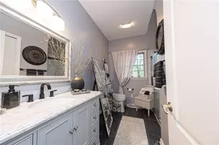 110 Lucca Ln, Oakmont, PA 15139 - Photo 14