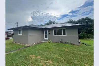 59 Madison Ave, Uniontown, PA 15401 - Photo 2