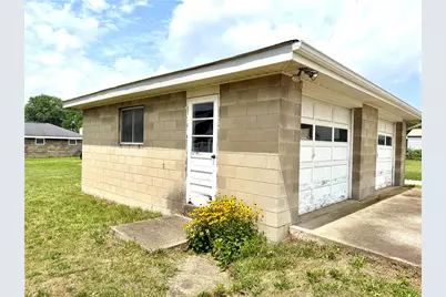 1412 W Crawford Ave, Connellsville, PA 15425 - Photo 6