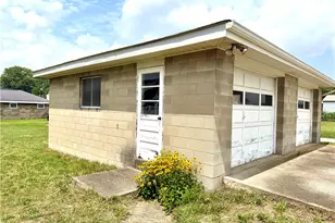 1412 W Crawford Ave, Connellsville, PA 15425 - Photo 6