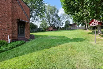 954 Brentview Rd, Pittsburgh, PA 15236 - Photo 6