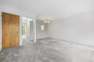 232 S Grandview, Pittsburgh, PA 15205 - Photo 16