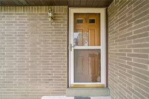 107 Long Dr, Penn Twp, PA 15642 - Photo 10