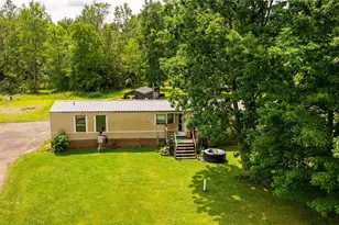 4263 Evergreen Rd, Pulaski Township, PA 16159 - Photo 8