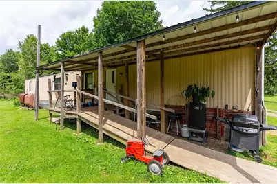 4263 Evergreen Rd, Pulaski Township, PA 16159 - Photo 4