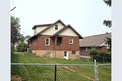 725 Donnan Ave, Washington, PA 15301 - Photo 2