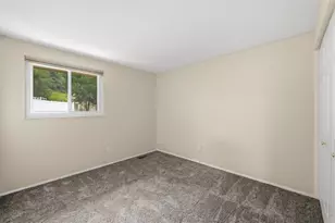 146 Duquesne Blvd, Pittsburgh, PA 15068 - Photo 22