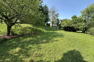 2781 Grant St, Lower Burrell, PA 15068 - Photo 38