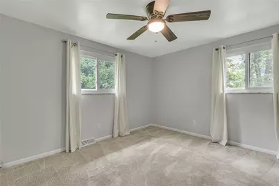 2204 27th St, White Township, PA 15010 - Photo 14