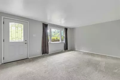 2204 27th St, White Township, PA 15010 - Photo 6