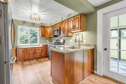 2204 27th St, White Township, PA 15010 - Photo 10