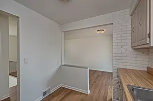 205 Watson Ave, Pittsburgh, PA 15238 - Photo 10