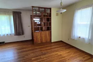 472 Portman Rd, Summit Township, PA 16002 - Photo 10