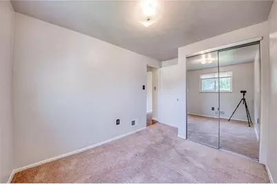 110 Clearfield Pl, Pittsburgh, PA 15204 - Photo 16
