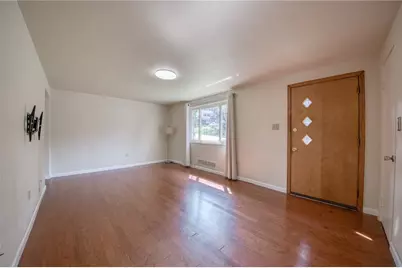110 Clearfield Pl, Pittsburgh, PA 15204 - Photo 2