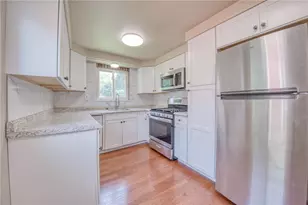 110 Clearfield Pl, Pittsburgh, PA 15204 - Photo 8