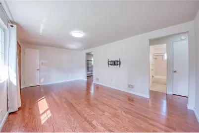 110 Clearfield Pl, Pittsburgh, PA 15204 - Photo 4