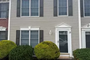 13 Castle View Dr, Kennedy Township, PA 15136 - Photo 24