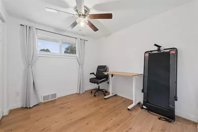 5043 Ozark Dr, Pittsburgh, PA 15239 - Photo 20