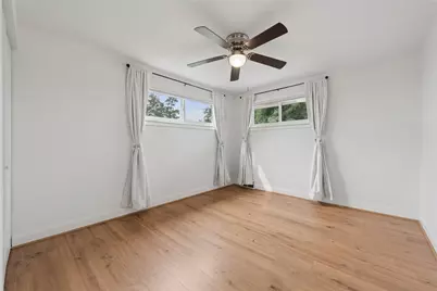 5043 Ozark Dr, Pittsburgh, PA 15239 - Photo 16