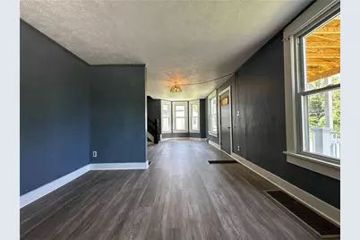 8232 Mercer St #1, Pulaski Township, PA 16143 - Photo 6